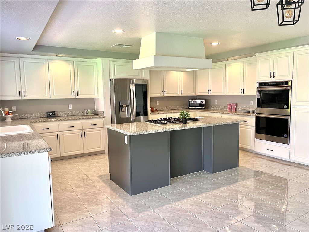 4025 Antique Sterling Court Property Photo 18