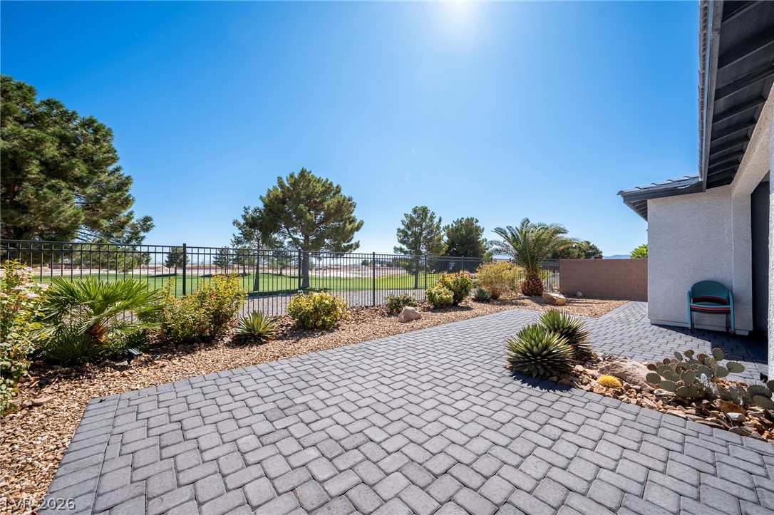 4820 South East Argent Hills Avenue Property Photo 7