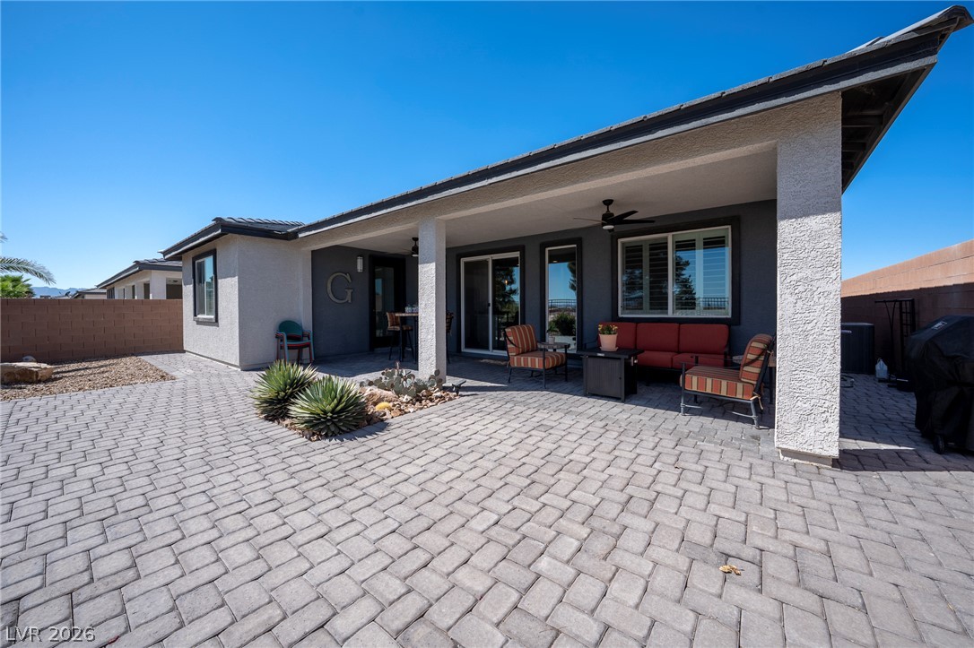 4820 South East Argent Hills Avenue Property Photo 8