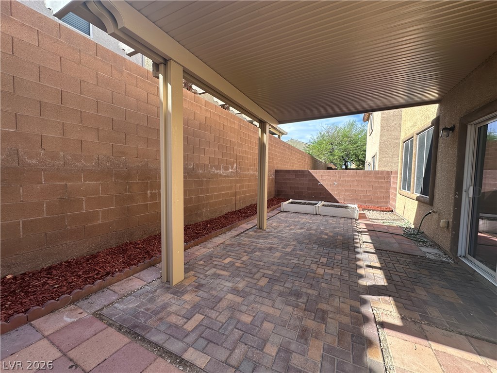 9761 Plane Tree Court Property Photo 32