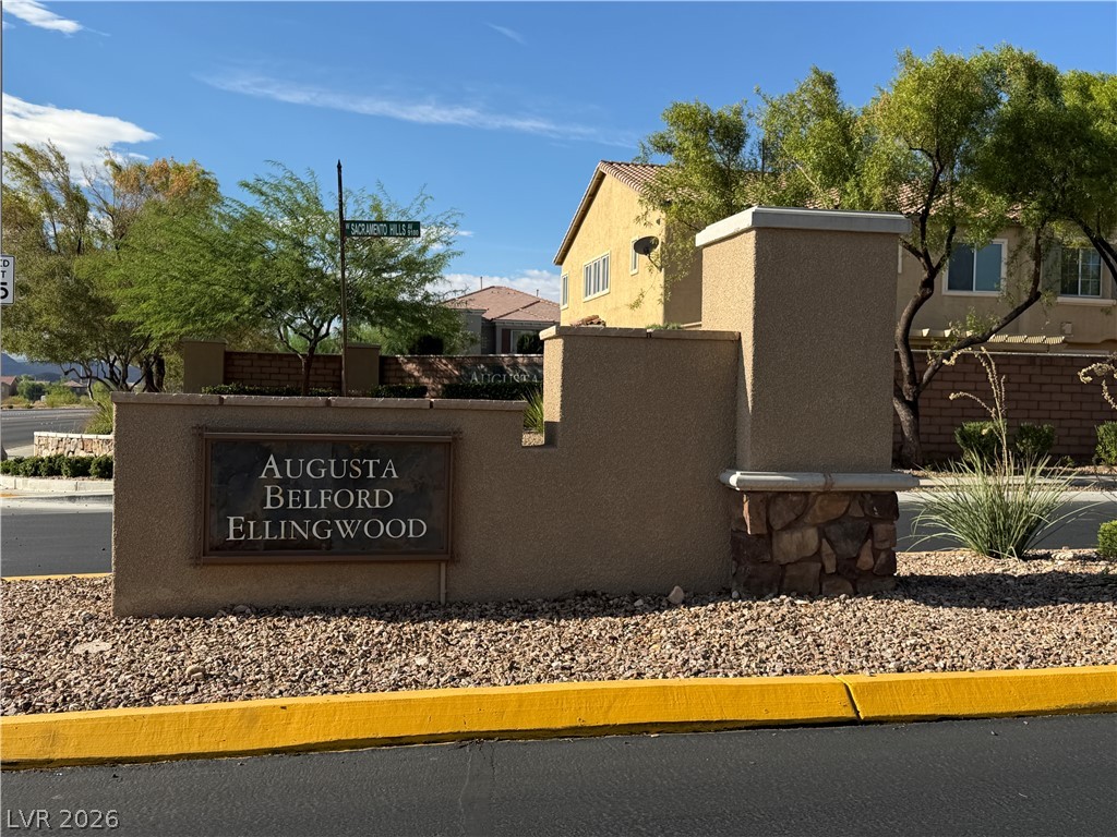9761 Plane Tree Court Property Photo 36