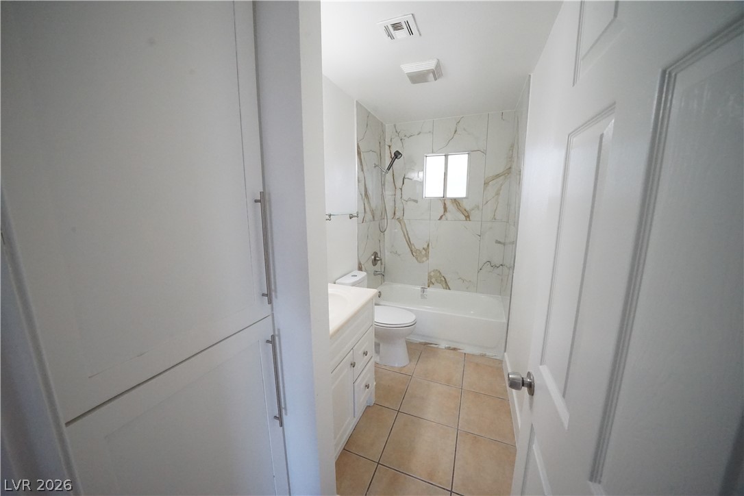 424 Engel Avenue Property Photo 25