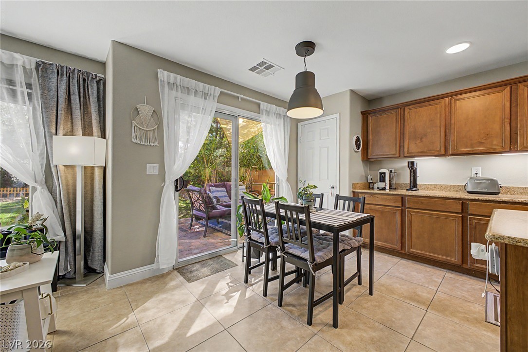10245 Headrick Drive Property Photo 12