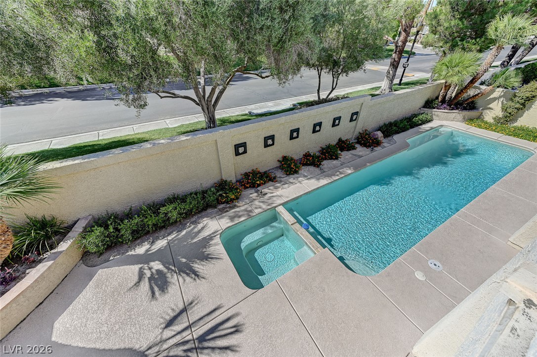 8121 Castle Pines Avenue Property Photo 56