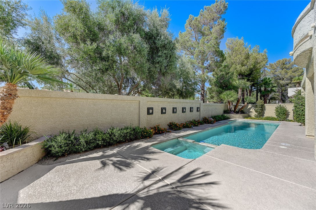 8121 Castle Pines Avenue Property Photo 60