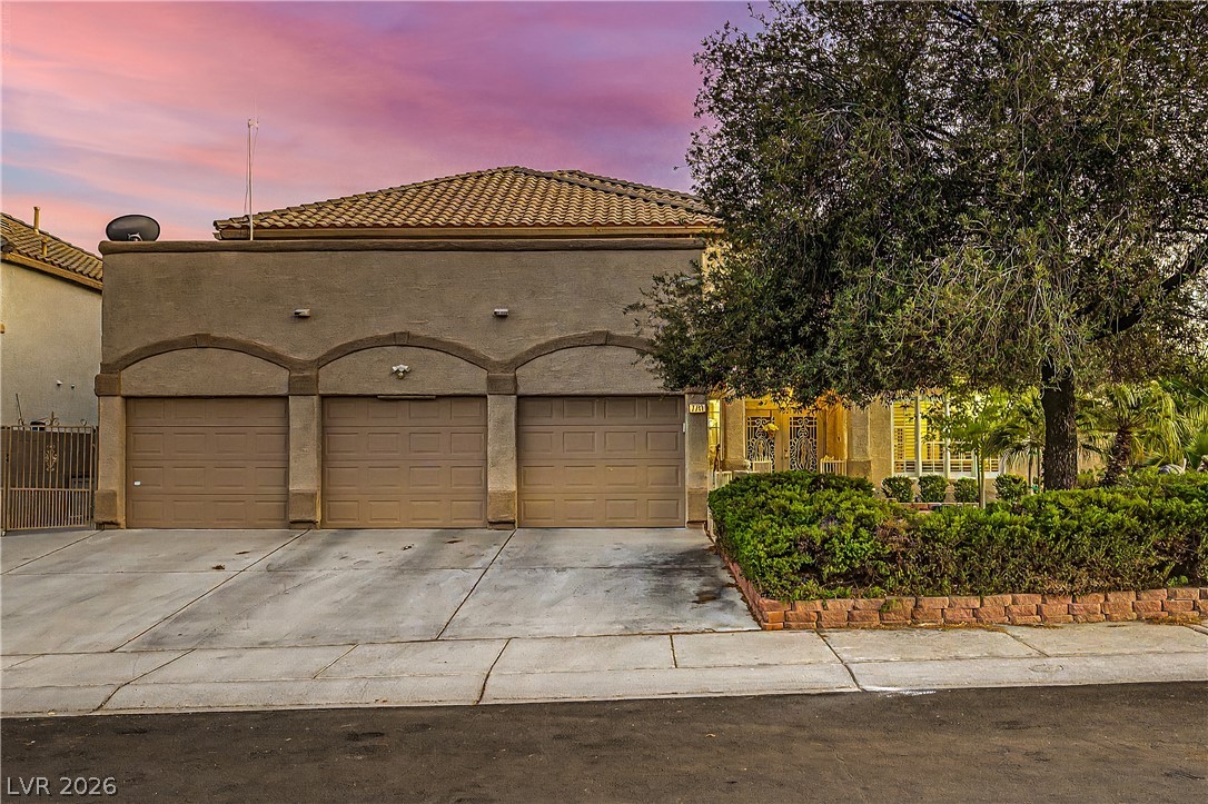 7741 Crenshaw Way Property Photo 1