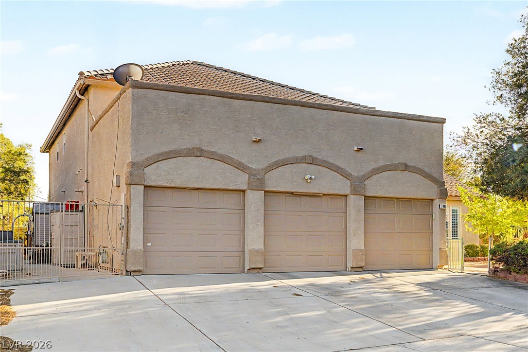 7741 Crenshaw Way Property Photo 38