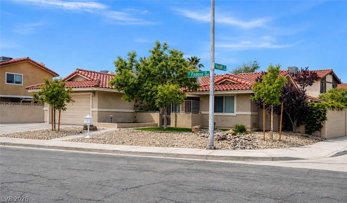 1512 Padova Drive Property Photo 2