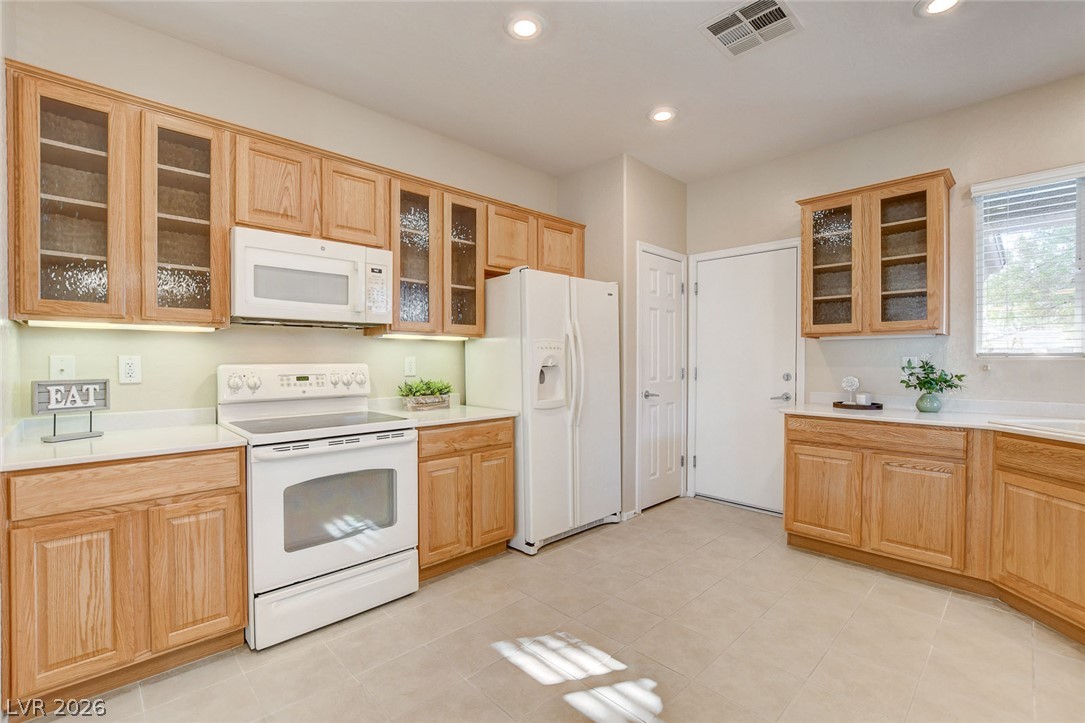 2526 Capella Star Street Property Photo 5