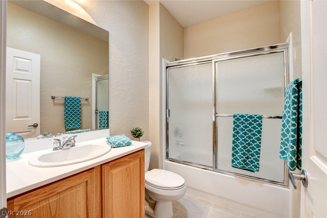2526 Capella Star Street Property Photo 14