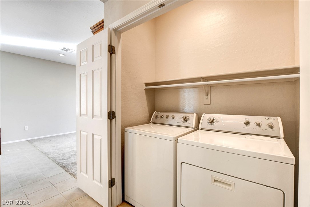 2526 Capella Star Street Property Photo 18