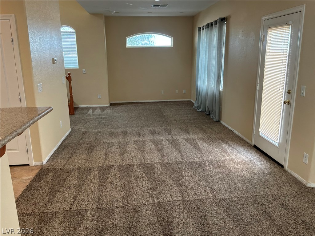 5150 Silent Valley Avenue Property Photo 3