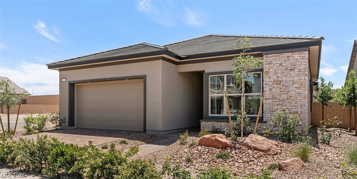 909 Cottonwood Hill Place Property Photo 1
