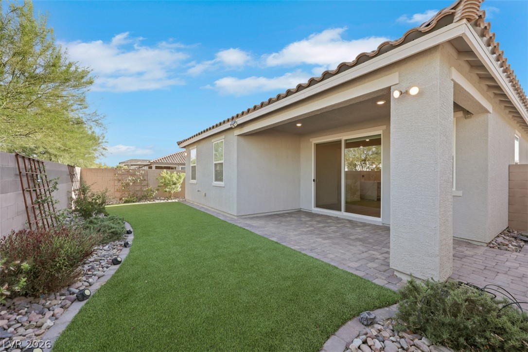 8948 Marigold Creek Street Property Photo 27