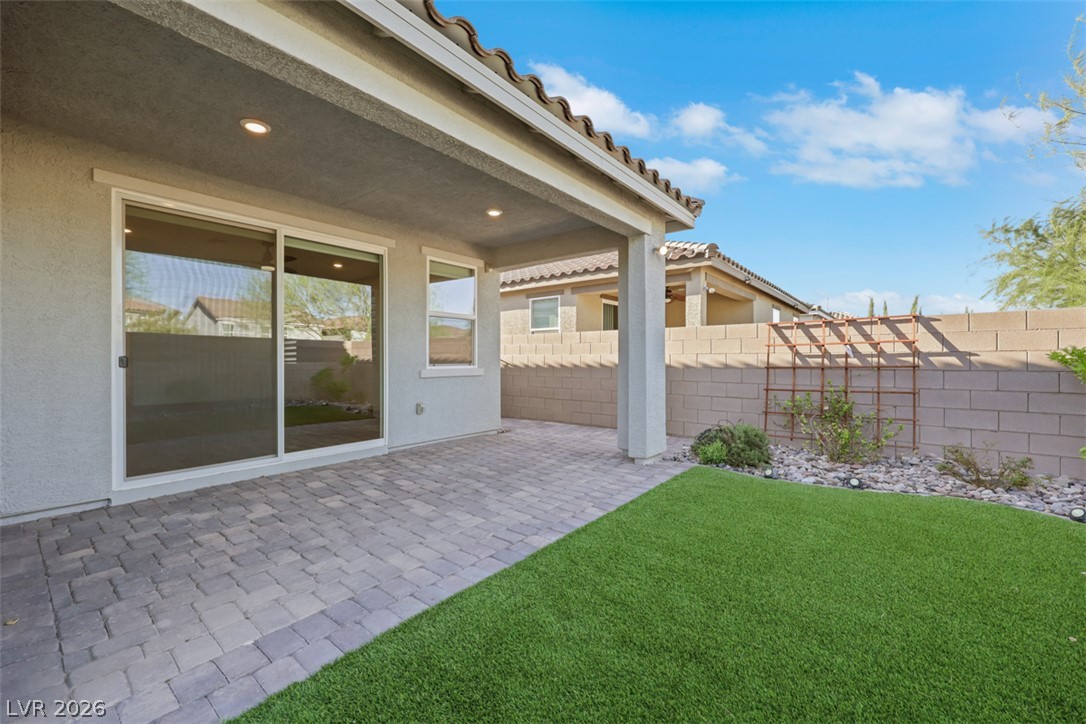 8948 Marigold Creek Street Property Photo 28