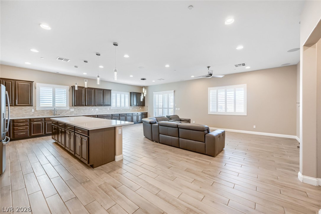 617 Comodo Street Property Photo 11