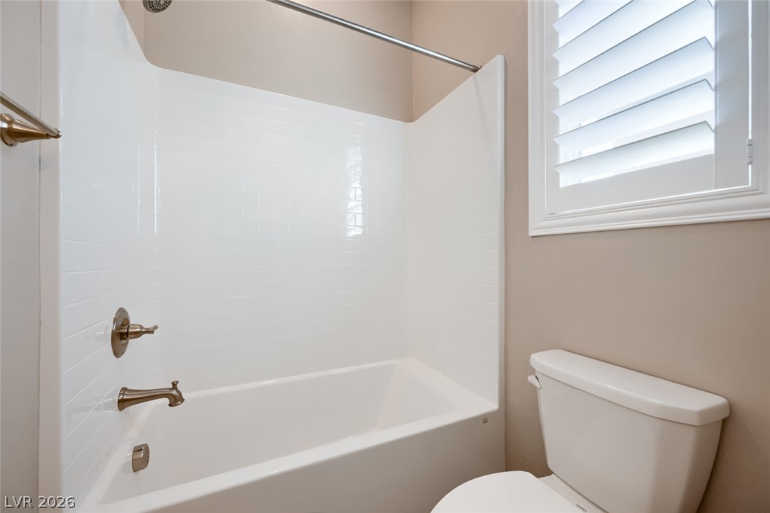 617 Comodo Street Property Photo 20