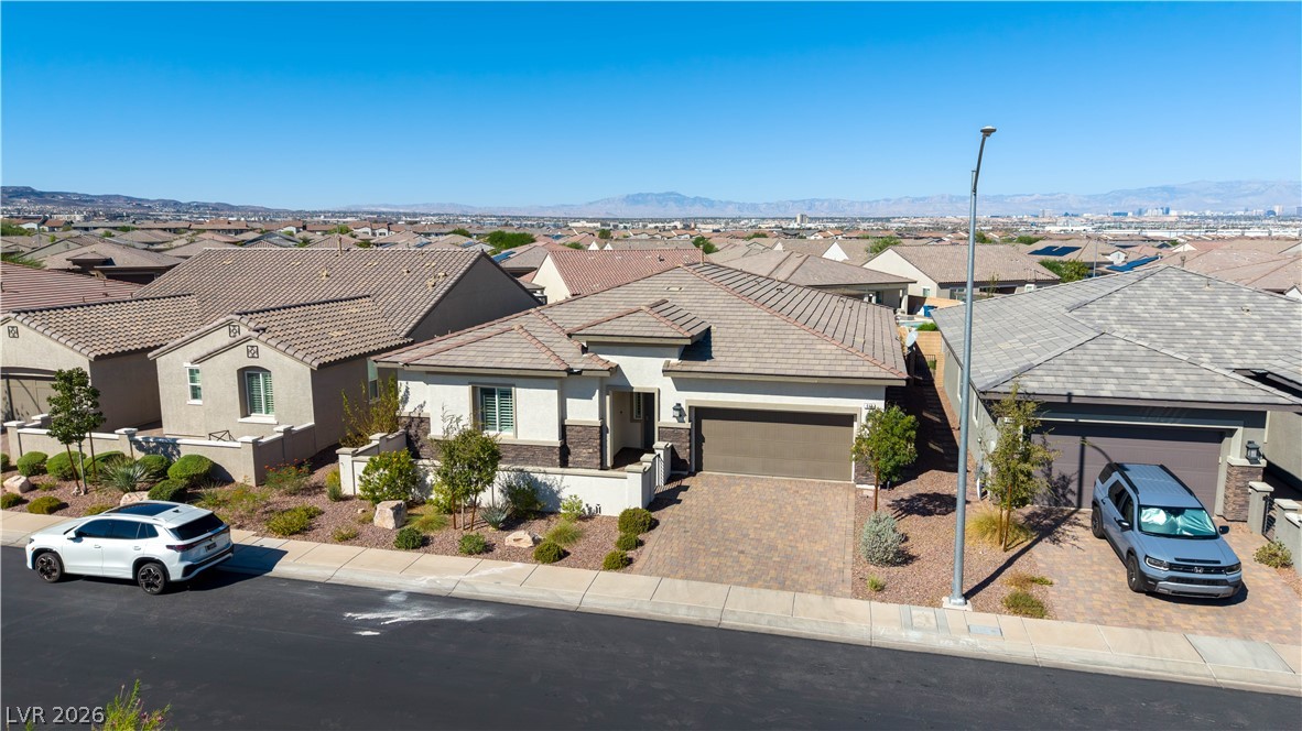 617 Comodo Street Property Photo 29