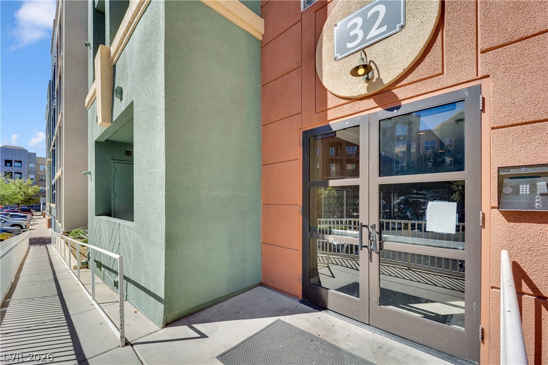 32 East Serene Avenue 119 Property Photo 4