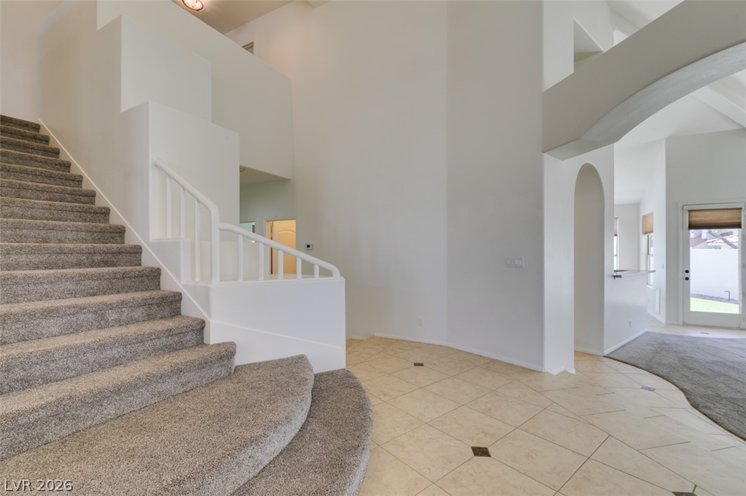 168 Buena Court Property Photo 6