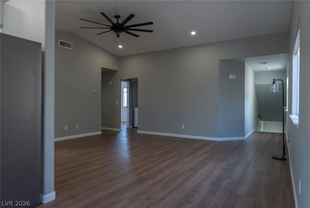 7568 Durham Hall Avenue 201 Property Photo 4