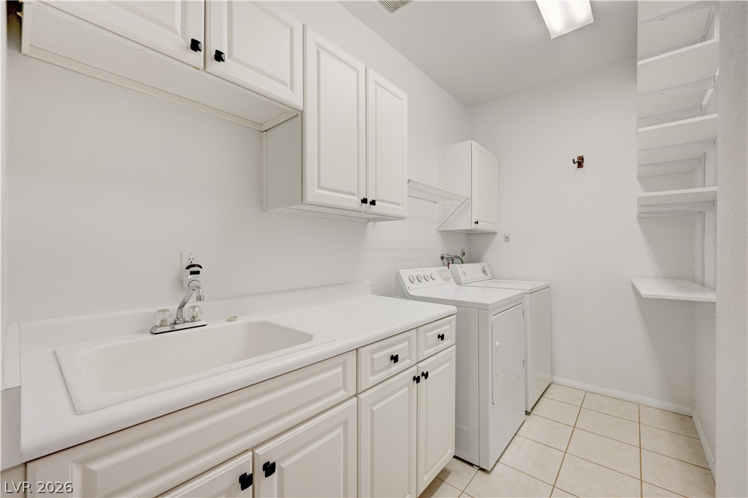2050 West Warm Springs Road 1323 Property Photo 12