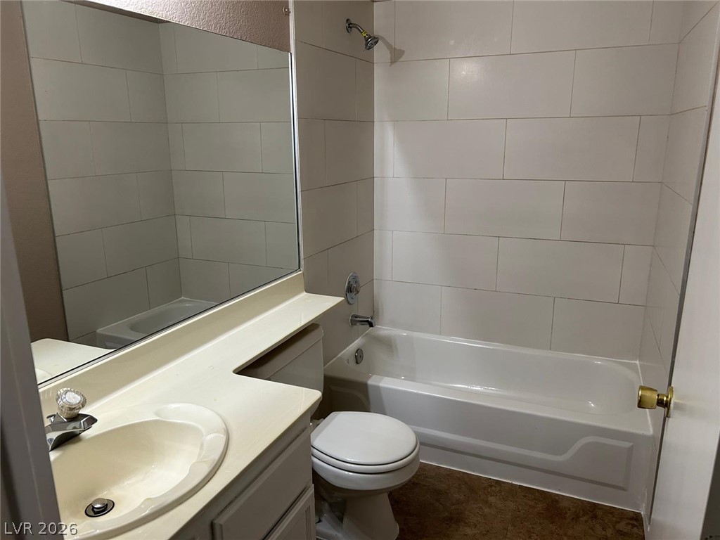 6865 Tamarus Street 202 Property Photo 4