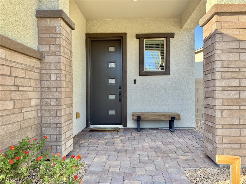 12422 Foxtail Run Avenue Property Photo 2