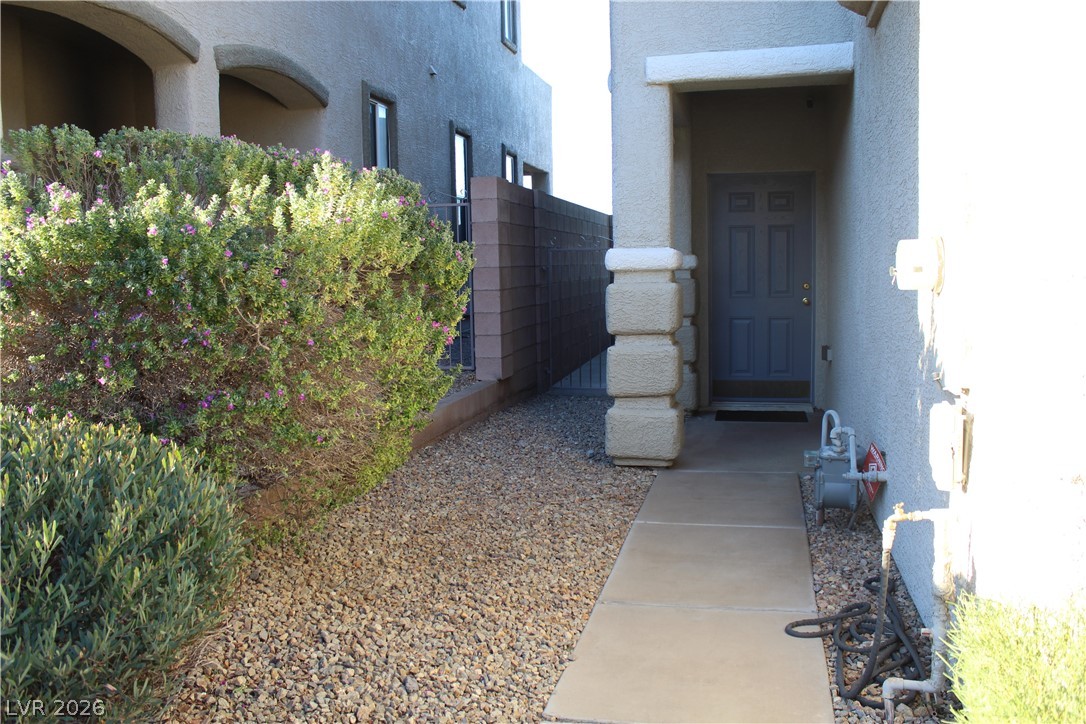 207 Priority Point Street Property Photo 2
