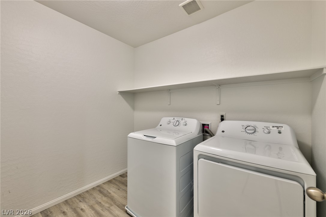 7724 Eastham Bay Avenue Property Photo 25