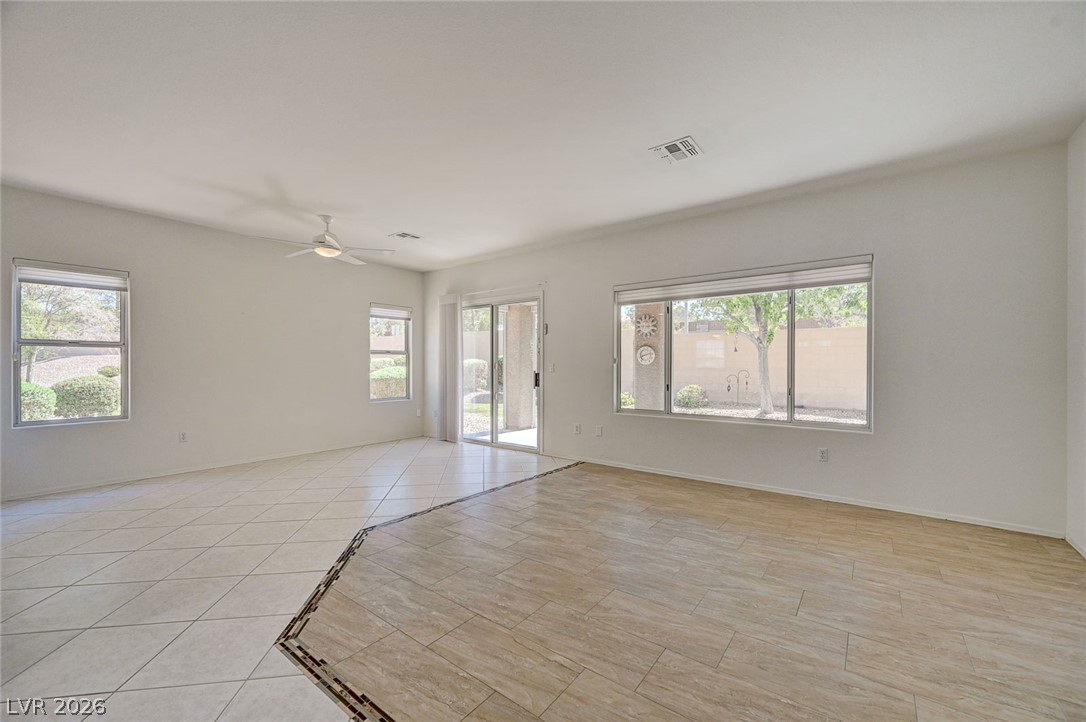 2529 Springville Way Property Photo 7
