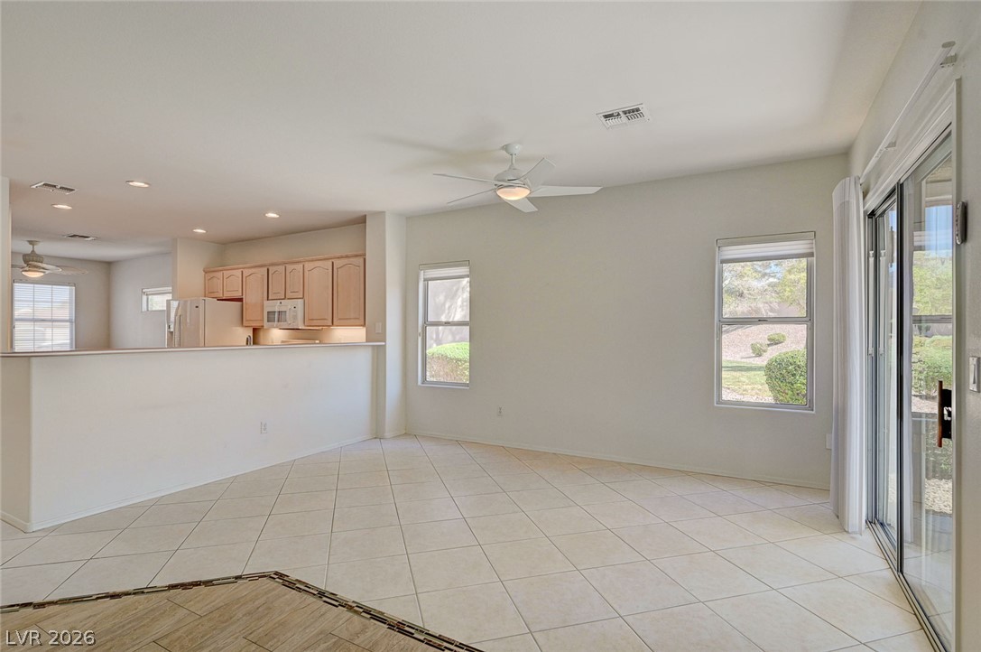 2529 Springville Way Property Photo 15
