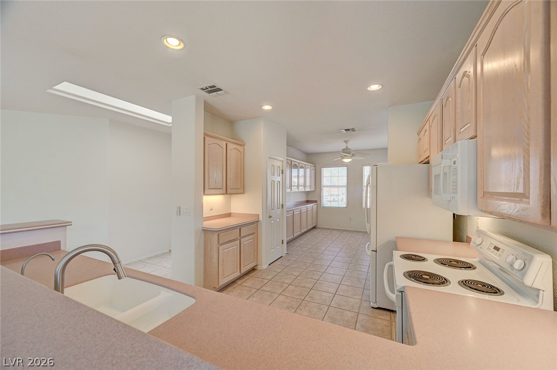 2529 Springville Way Property Photo 24
