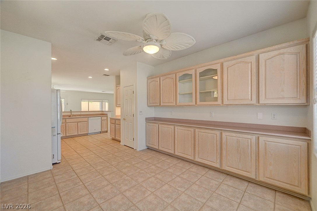 2529 Springville Way Property Photo 32