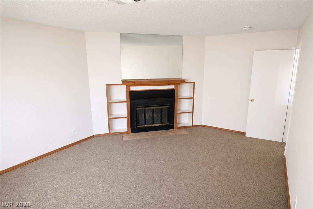203 Cimarron Court Property Photo 4