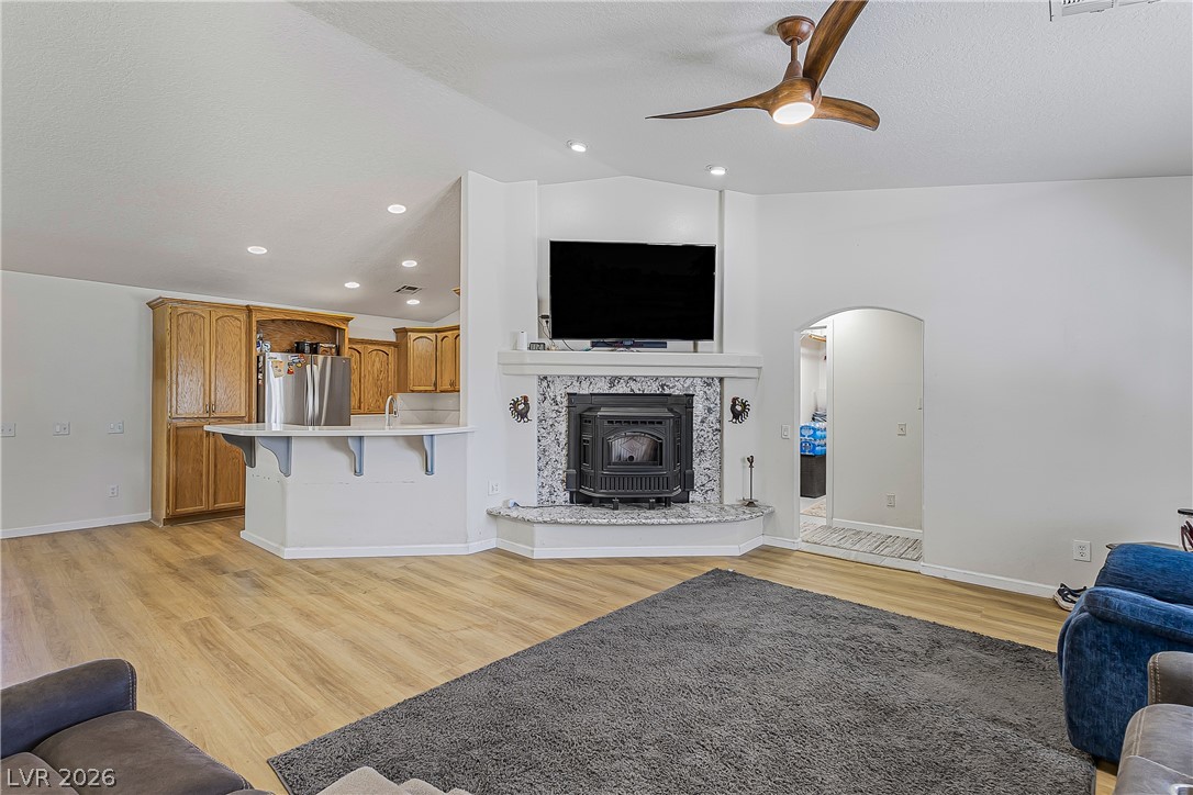 540 Tomahawk Court Property Photo 14
