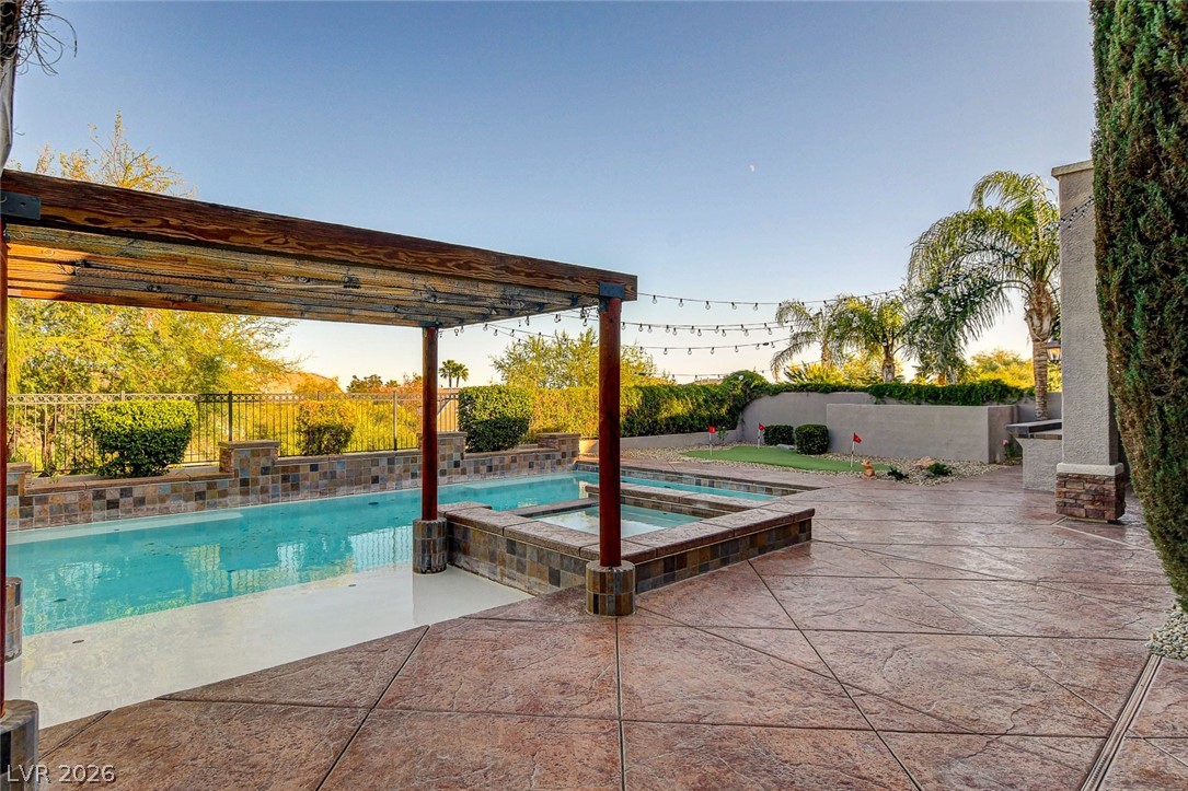7428 Royal Crystal Street Property Photo 36