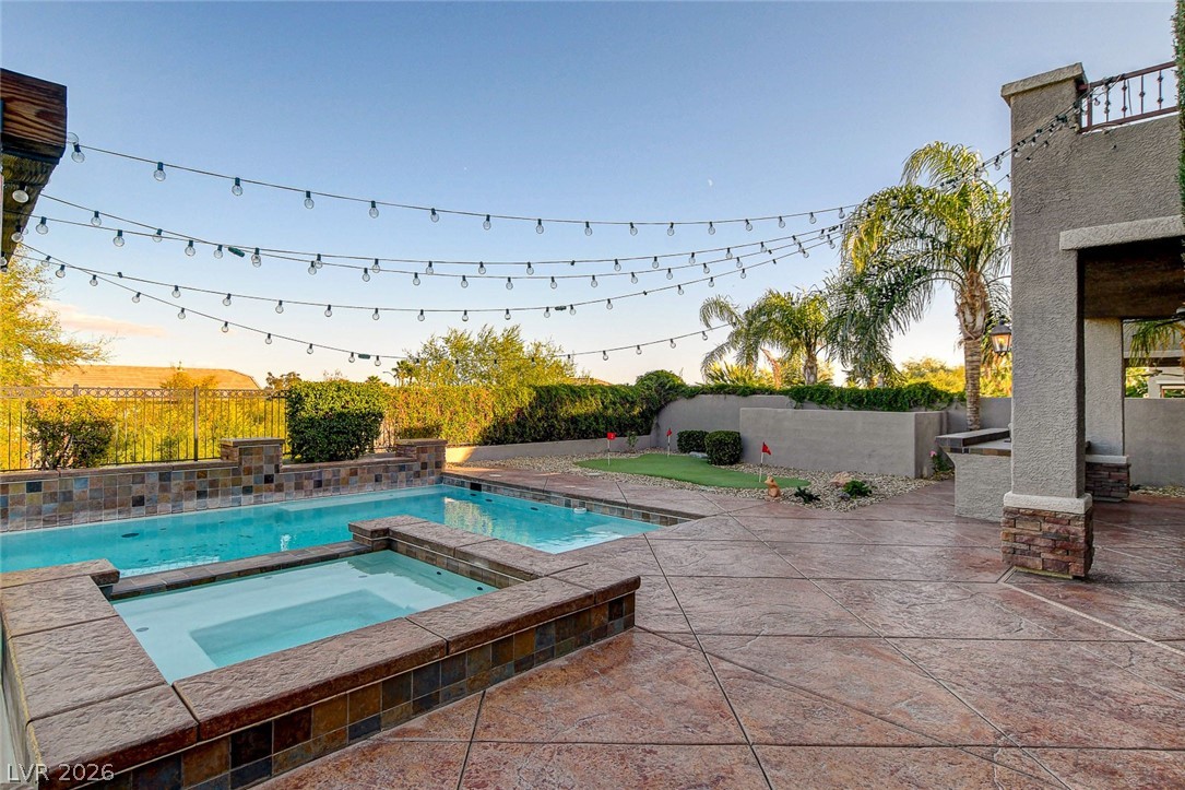 7428 Royal Crystal Street Property Photo 39