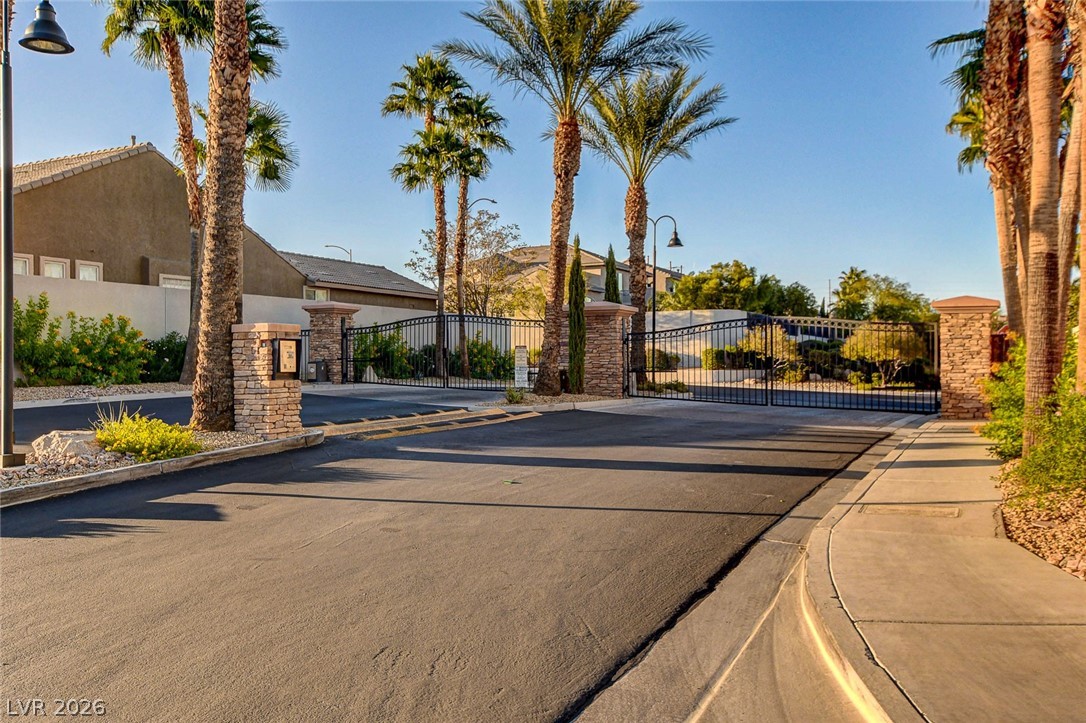 7428 Royal Crystal Street Property Photo 49