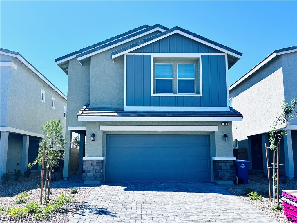1083 Saffron Toucan Lane Property Photo 1