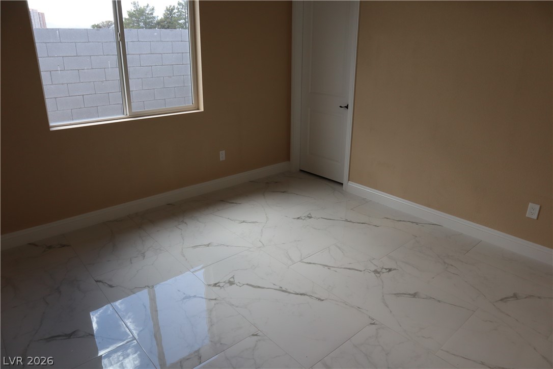 197 East Shelbourne Avenue Property Photo 37