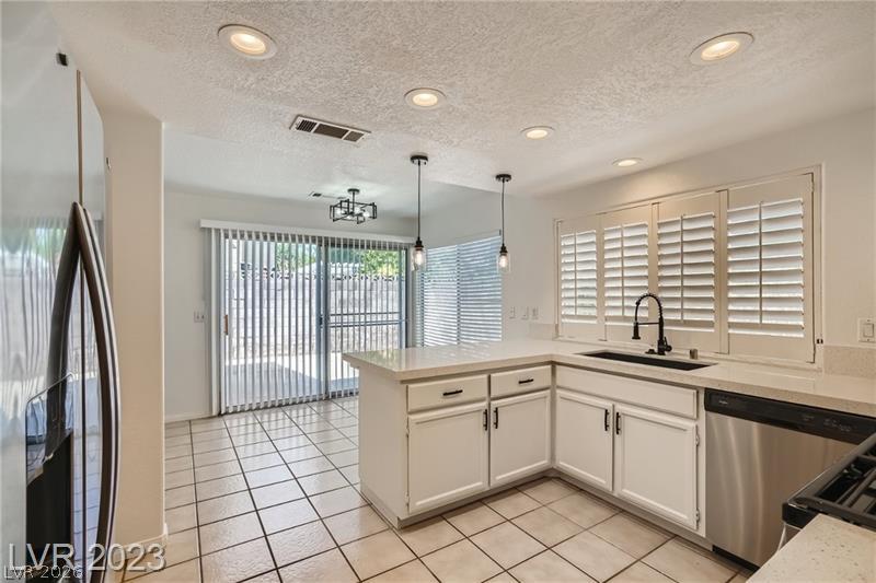 7604 Botany Bay Drive Property Photo 5