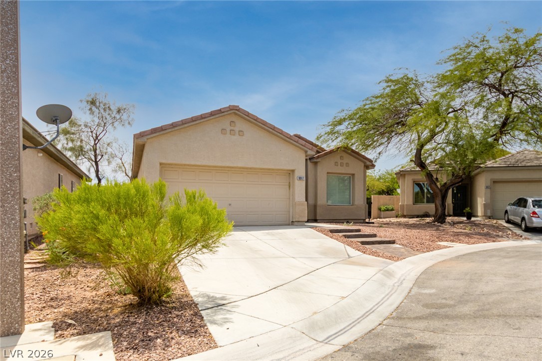 10917 Fog Hollow Court Property Photo 5
