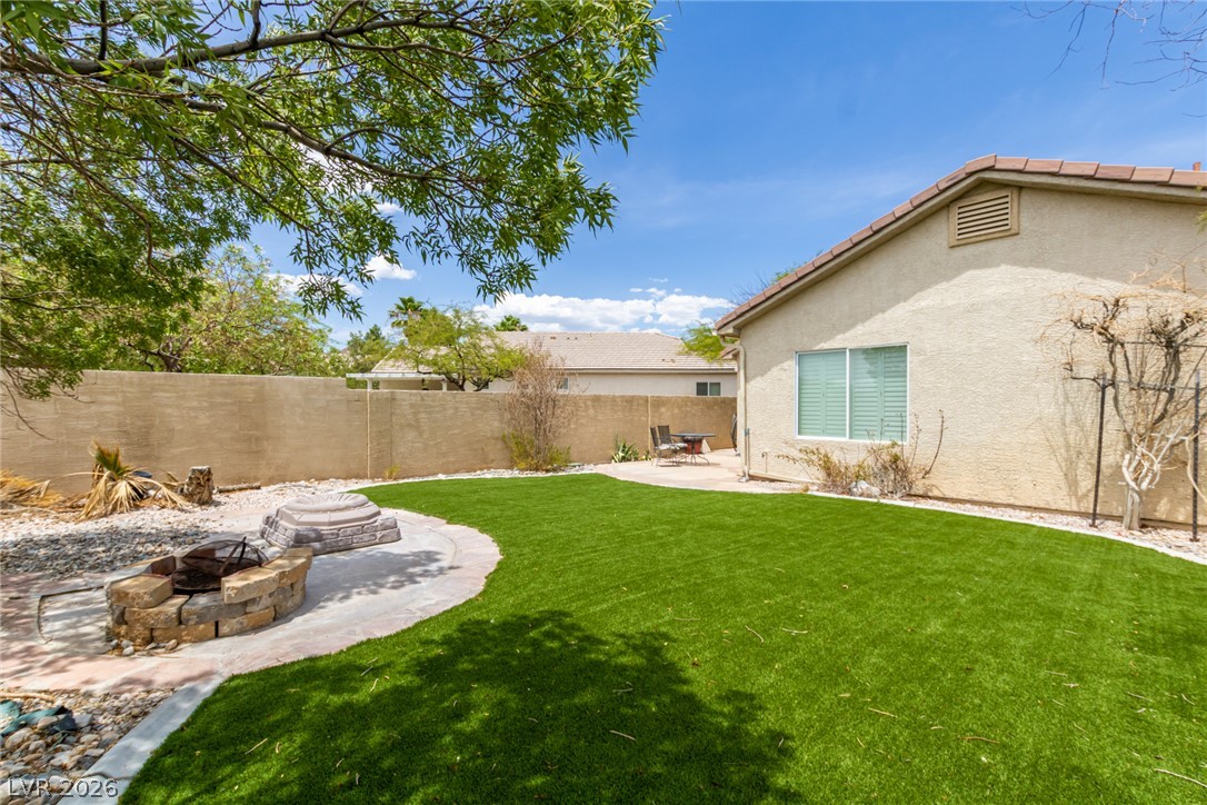 10917 Fog Hollow Court Property Photo 7