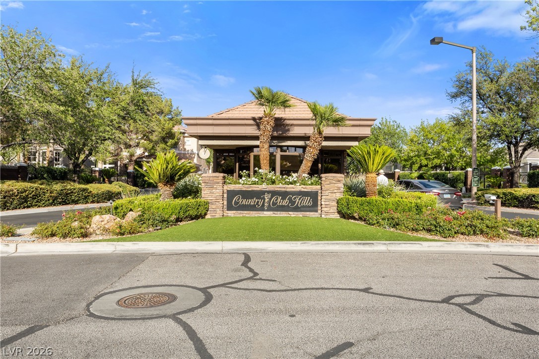 8908 Tavistock Court Property Photo 18
