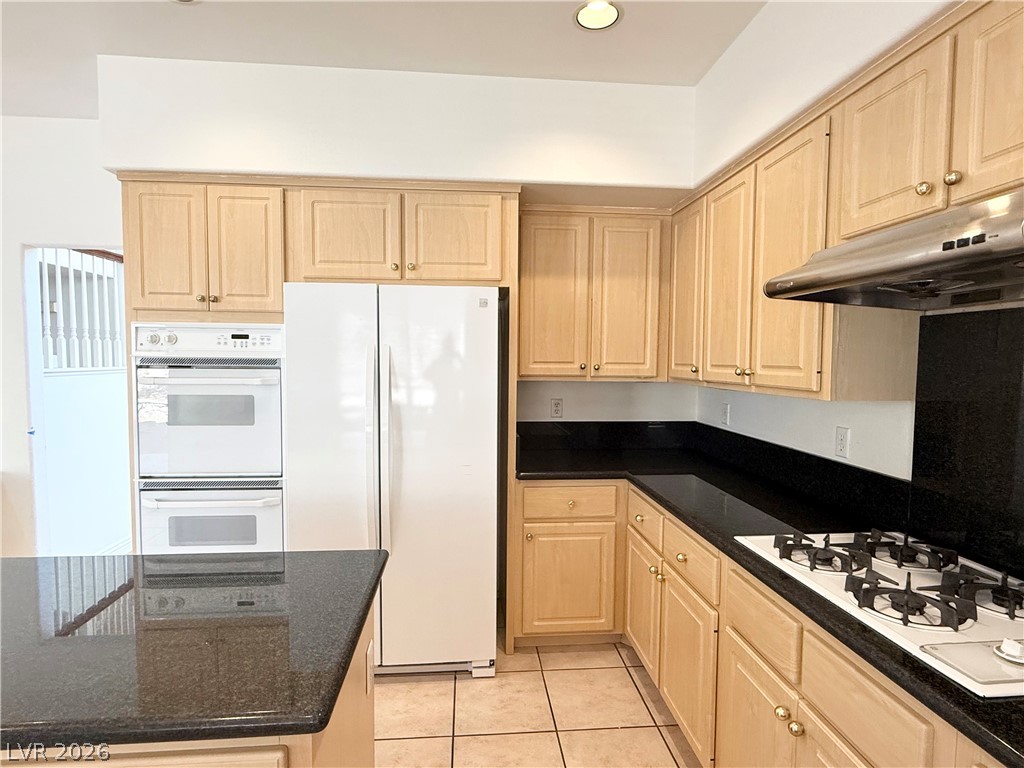 705 Lexington Cross Drive Property Photo 12