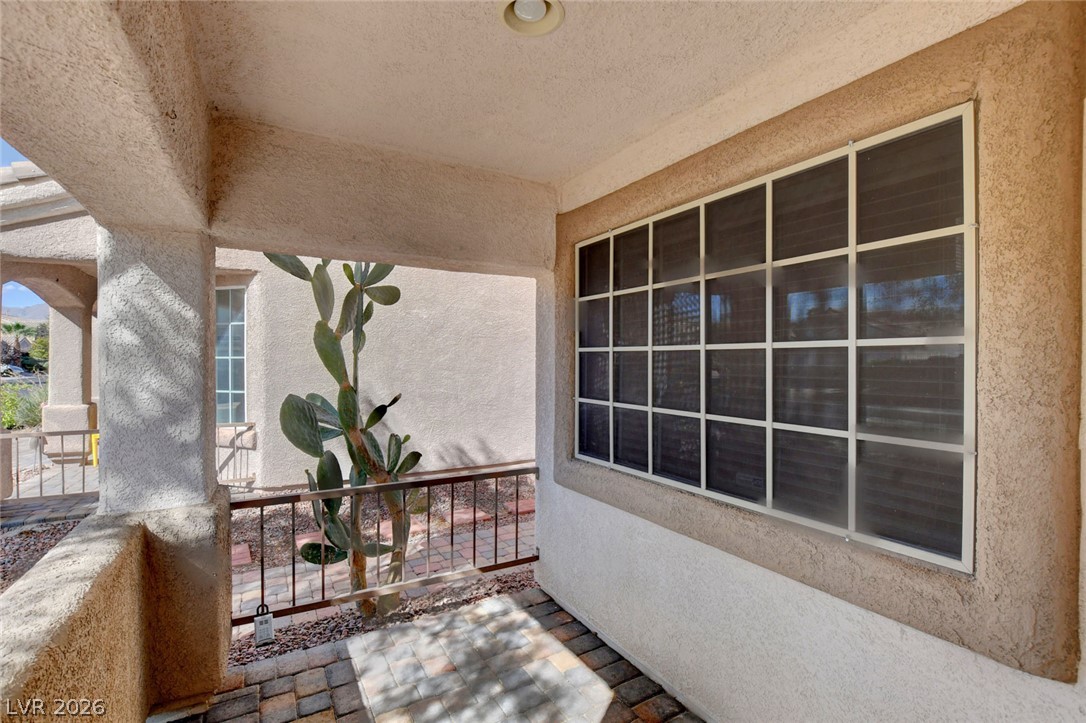 5508 Meridian Rain Street Property Photo 5