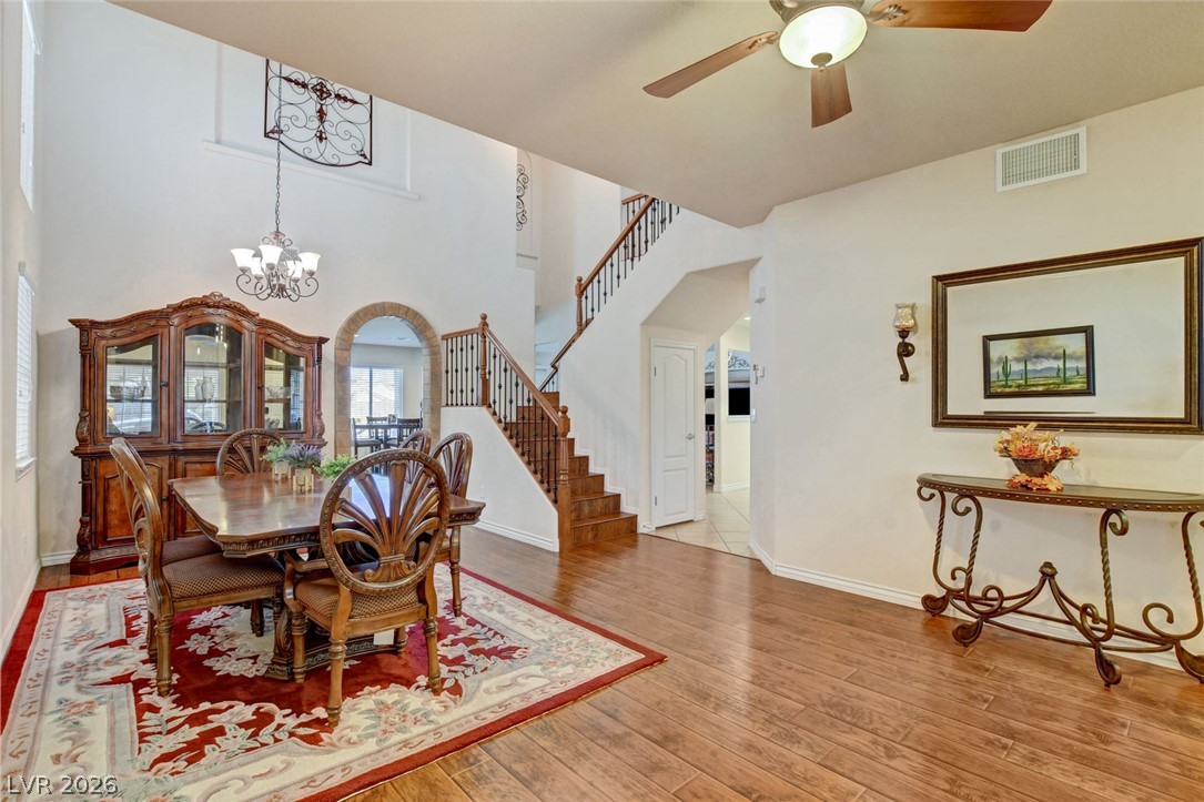 5508 Meridian Rain Street Property Photo 9
