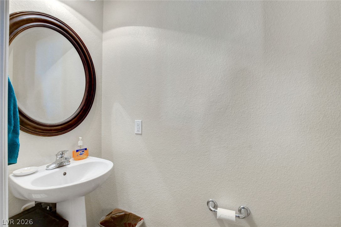 5508 Meridian Rain Street Property Photo 29