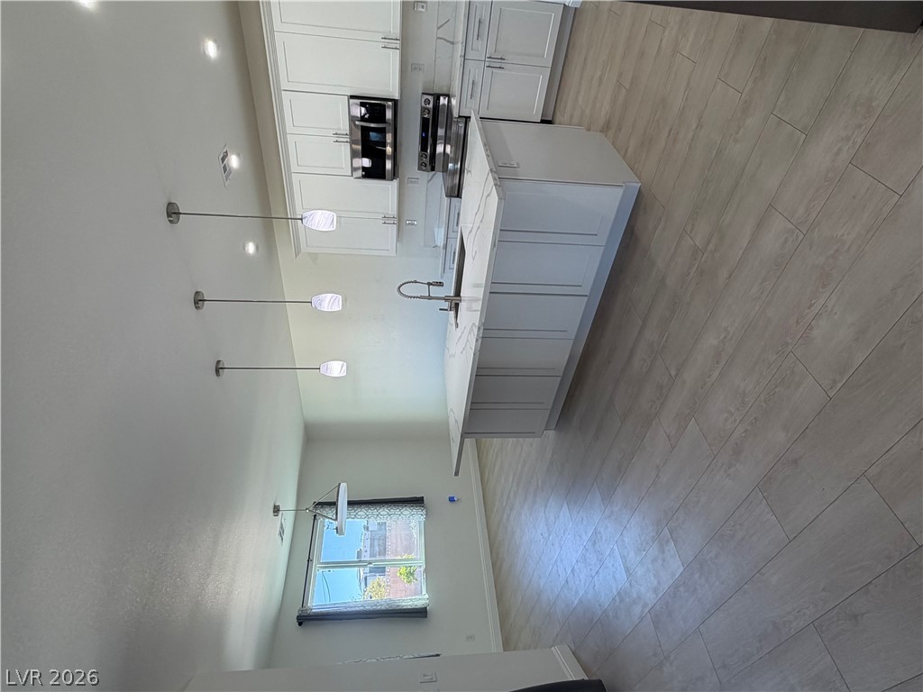 2818369 Property Photo 13